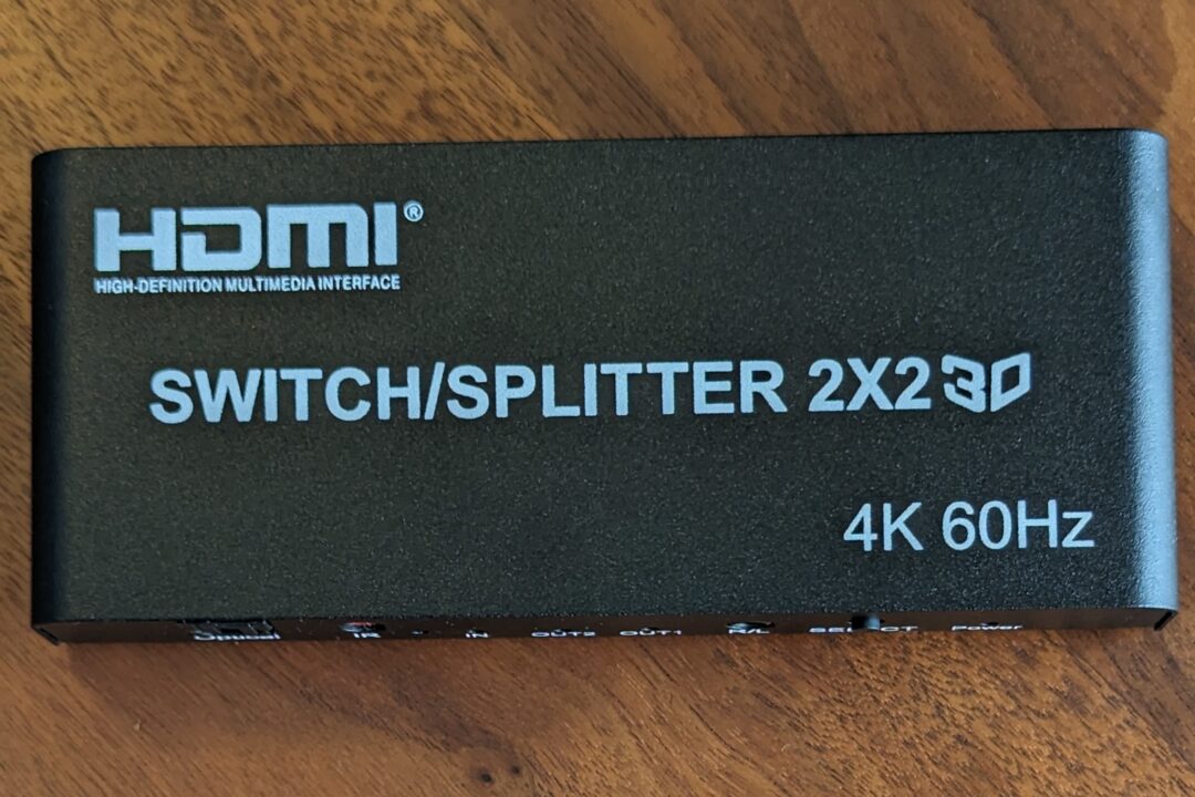 HDMI 2.0 splitter-top